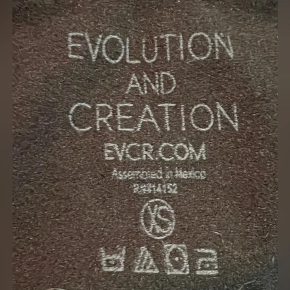 EVOLUTION AND  CREATION CAPRI LEGGINGS - Picture 4 of 5